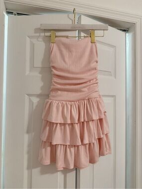 NWT 21 Saints Strapless Ruffle Mini Dress in light pink, S